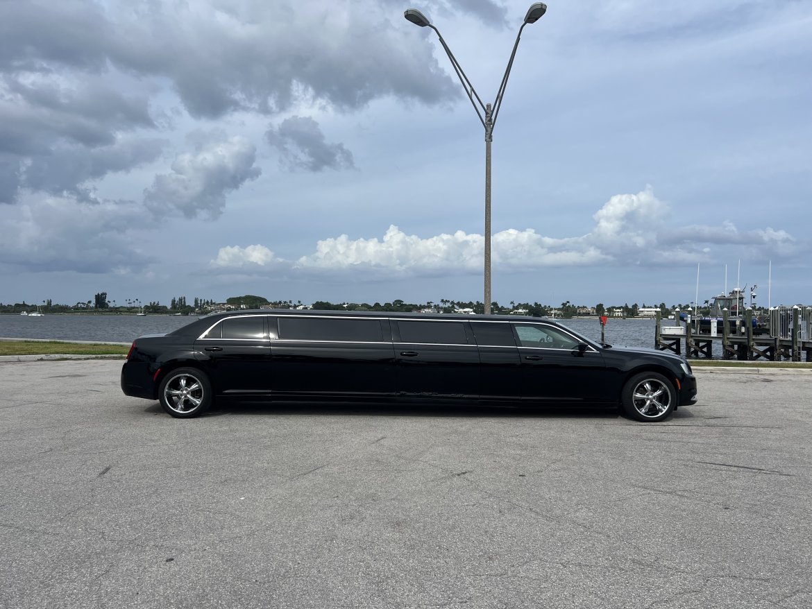 Limousine for sale: 2015 Chrysler 300 140&quot; by Spring field