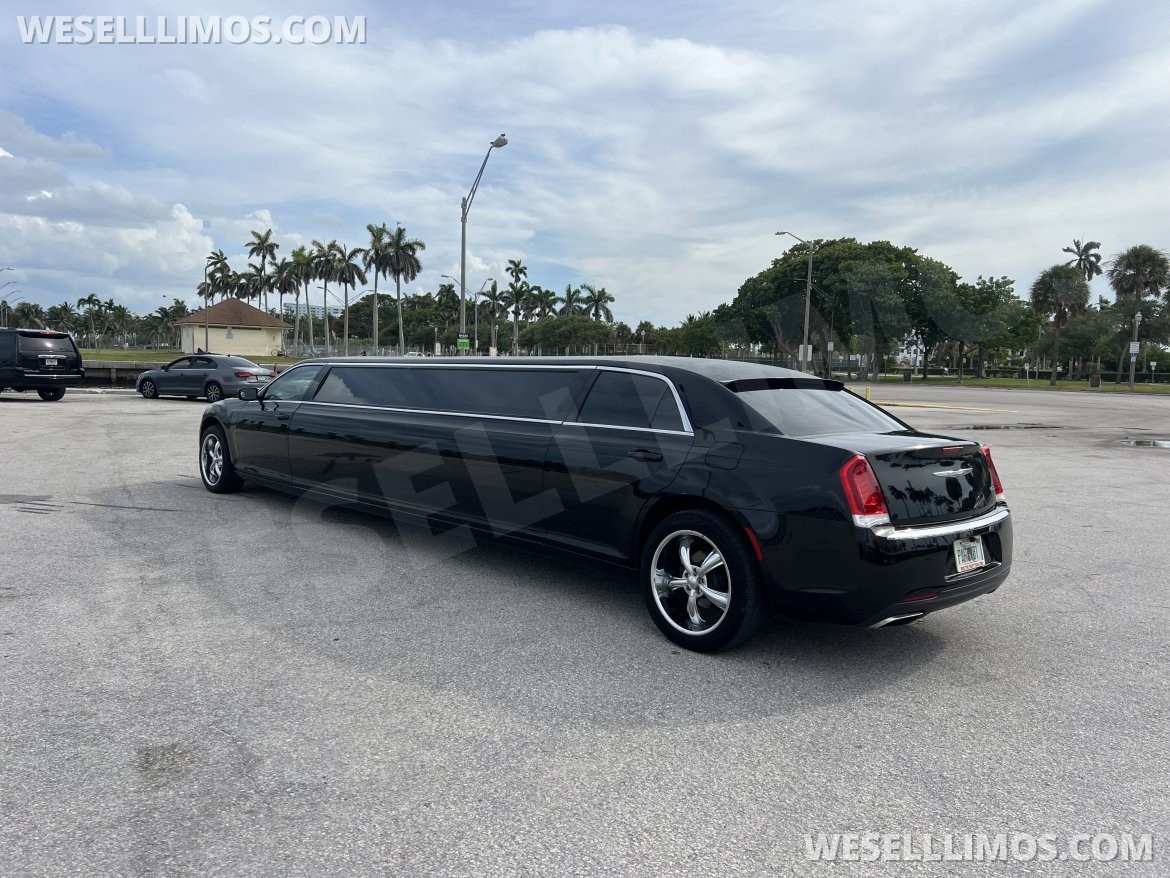 Photo of Limousine for sale: 2015 Chrysler 300 140&quot; by Spring field