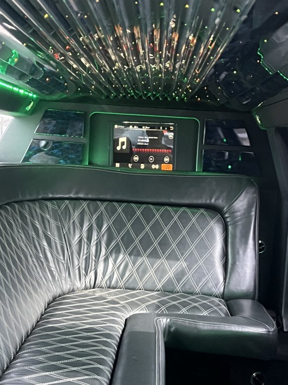 2015 Chrysler 300 Limousine