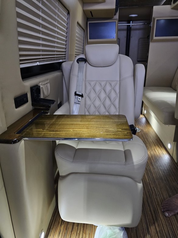 2019 LCW-Automotive Corporation Mercedes-Benz 2019 Mercedes-Benz Sprinter Sprinter