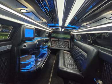 2018 SPV Chrysler 300 Limousine