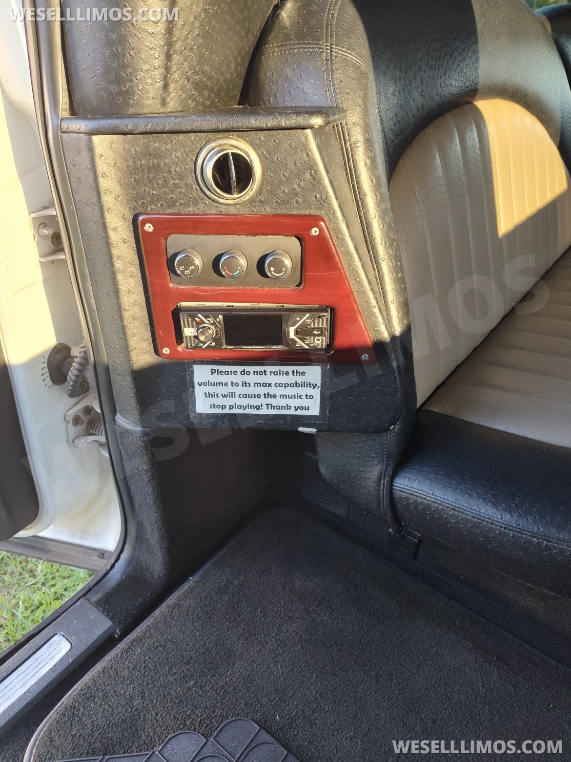 Photo of Limousine for sale: 2008 Cadillac Escalade 34&quot;