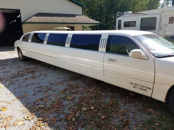 2003 Lincoln Limousine Limousine