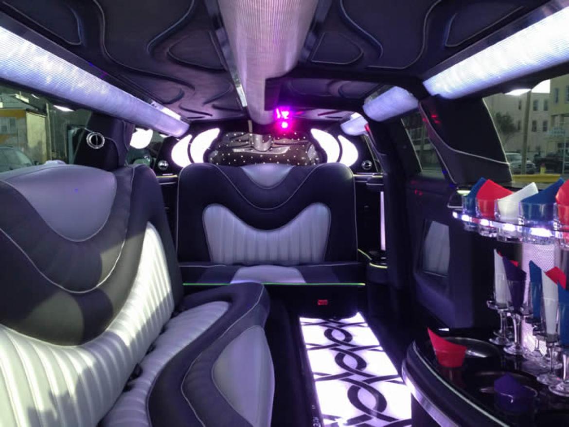 Photo of SUV for sale: 2013 Range Rover Range Rover Evoque 140&quot; by Pinnacle