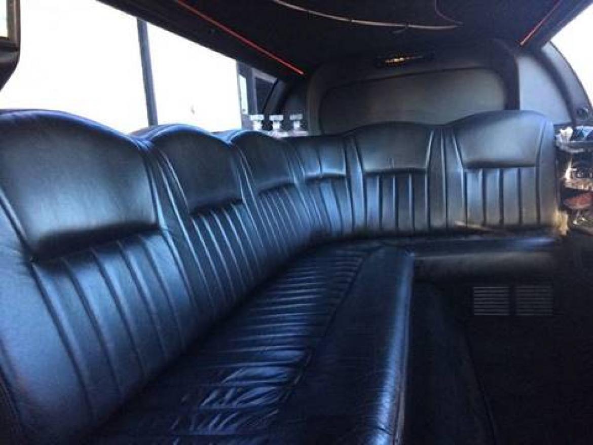 Photo of Limousine for sale: 2006 Lincoln Town Car 100" by Royale
