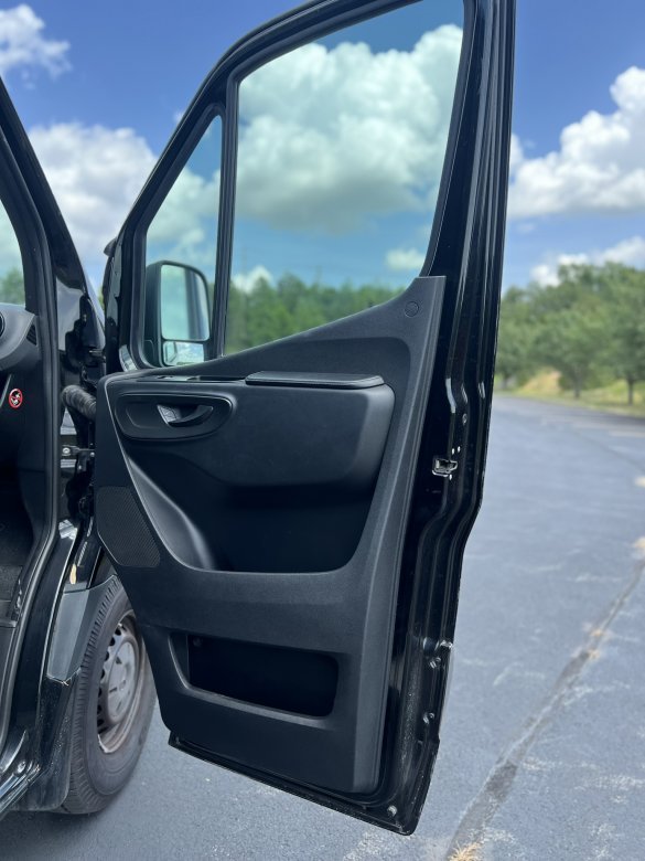 2020 Mercedes-Benz SPRINTER Executive Shuttle