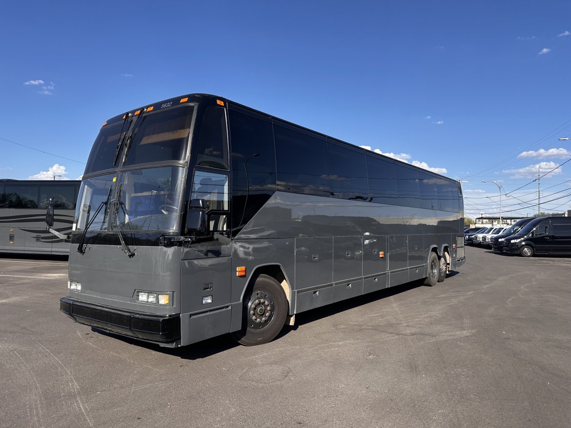 Motorcoach for sale: 2000 Prevost H3-45 45&quot;