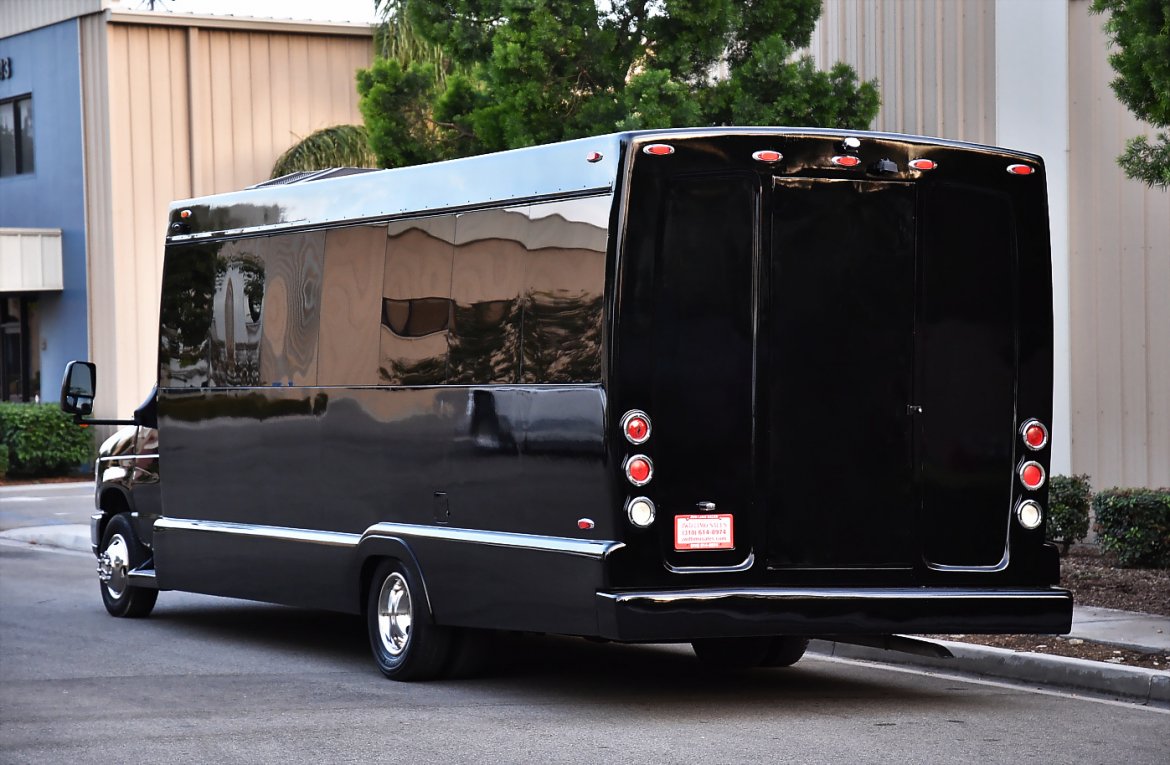 Photo of Limo Bus for sale: 2011 Ford E-450 by Tiffany