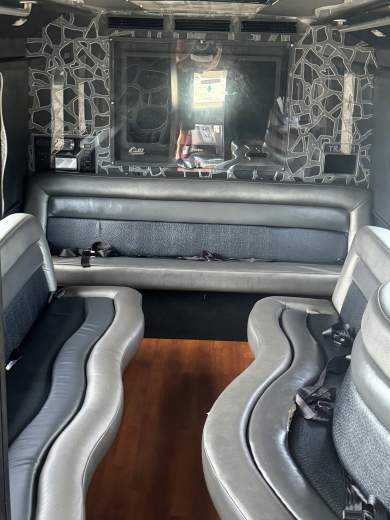 2012 Ford Glaval / Ford Limo Bus