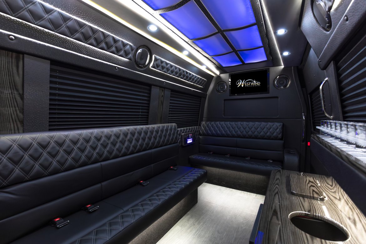 Sprinter for Sale in Bradenton, FL - Photo 2
