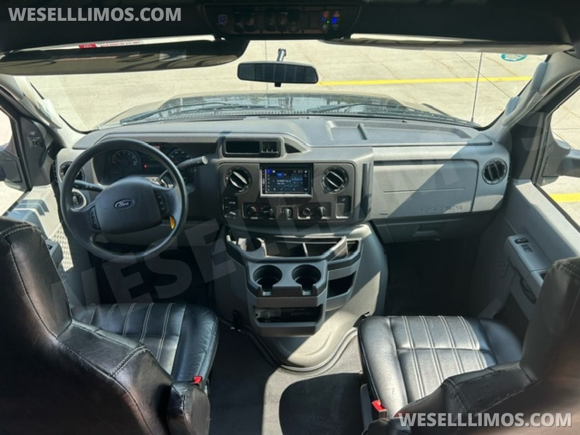 Executive Shuttle for Sale in Wickliffe, OH - Photo 15