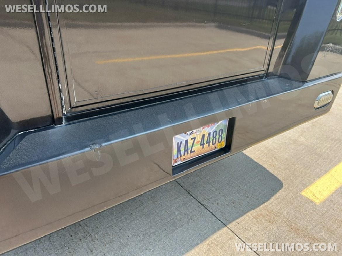 Executive Shuttle for Sale in Wickliffe, OH - Photo 27
