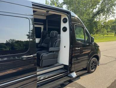 2024 Upgrade Van Mercedes-Benz 3500 Sprinter