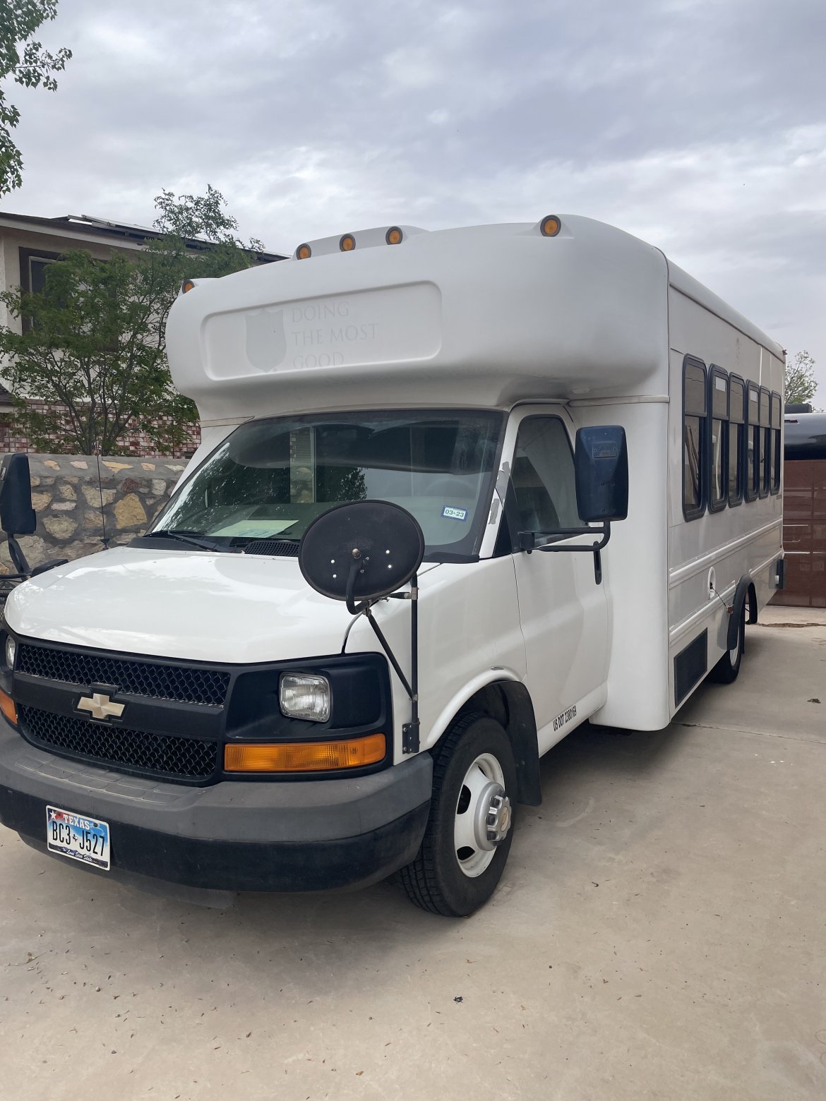 Limo Bus for sale: 2009 Chevrolet Express. 1500