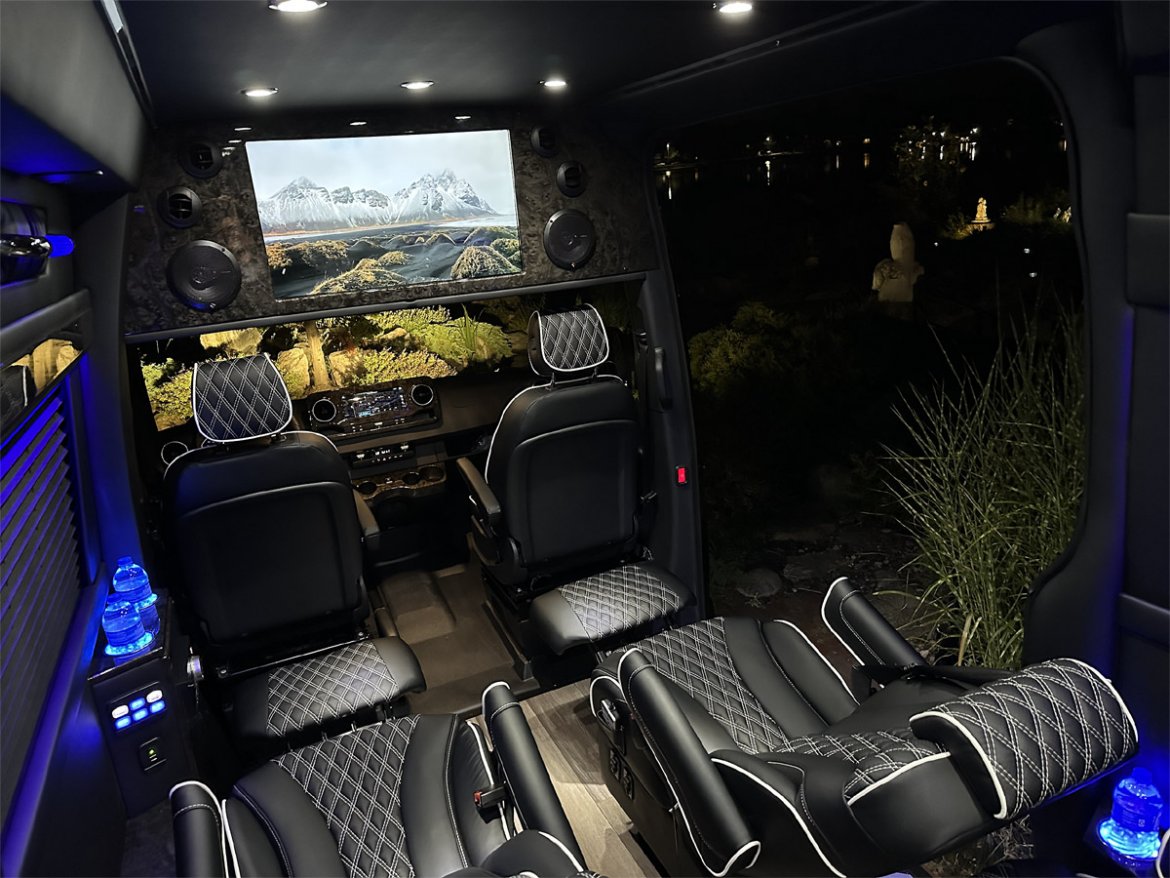 2024 Transformer 10 - 12 Passengers Auto Elite Mercedes-Benz Sprinter - Photo 3