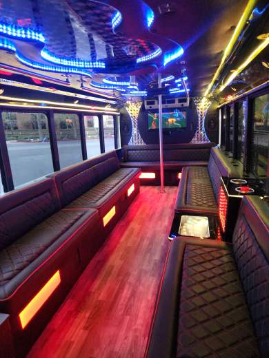 2007 GMC C5500 Limo Bus for Sale in Las Vegas, NV - Main Photo