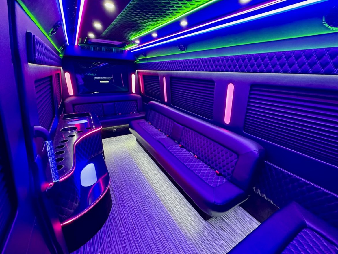Limo Bus for Sale in Erie, PA - Photo 2
