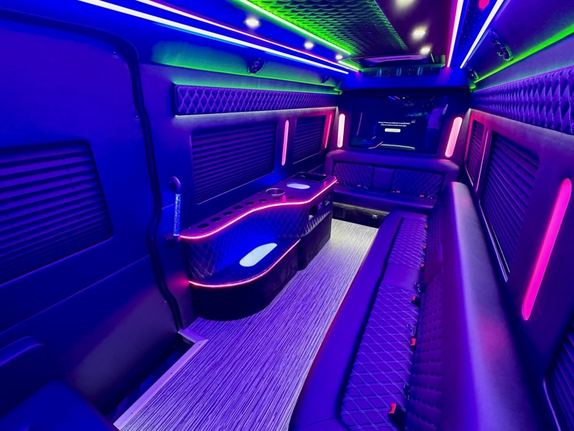Limo Bus for Sale in Erie, PA - Photo 4