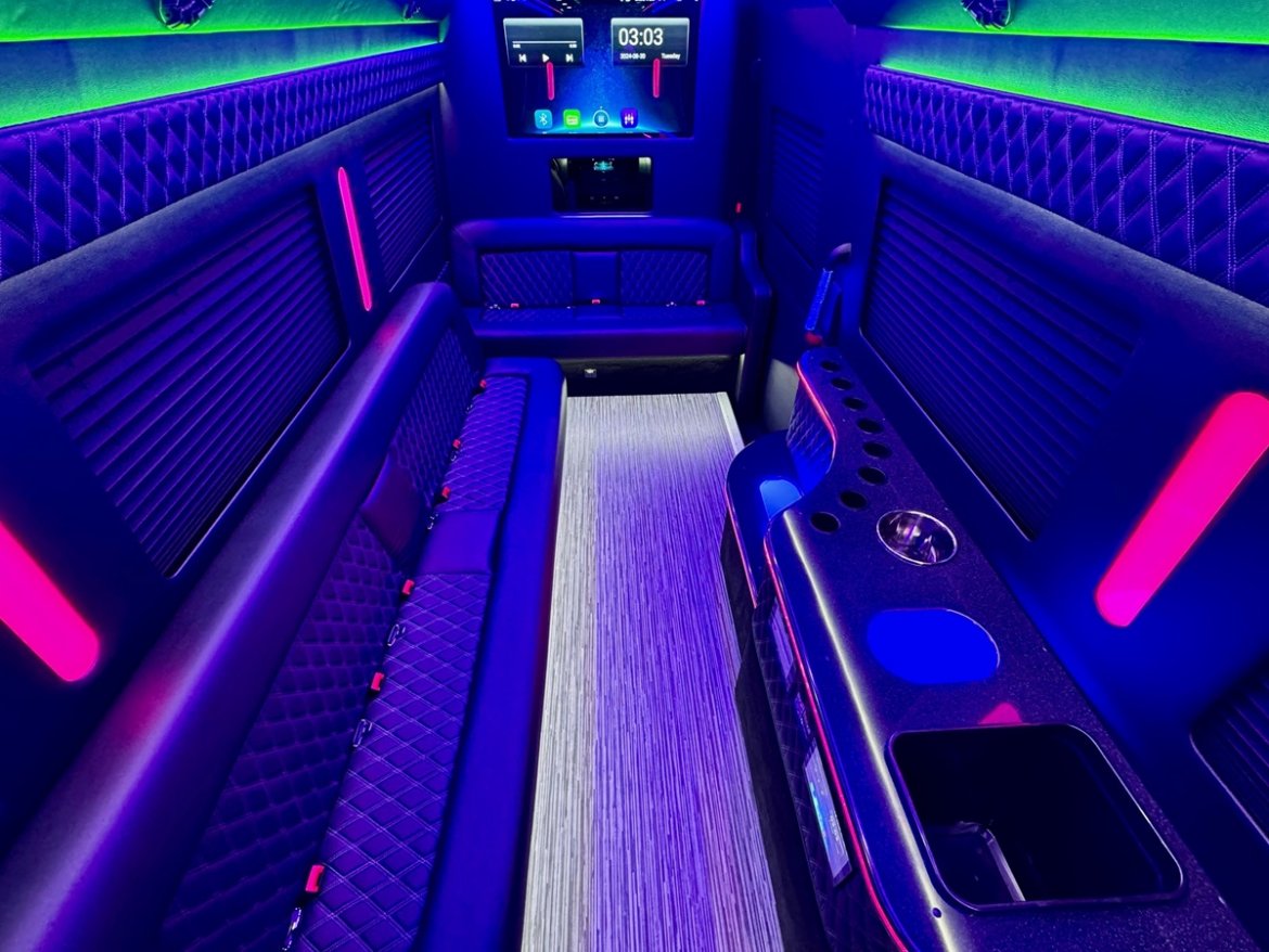 Limo Bus for Sale in Erie, PA - Photo 7