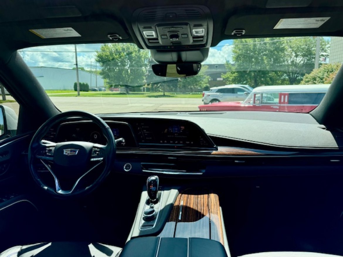 Photo of SUV for sale: 2021 Cadillac Escalade