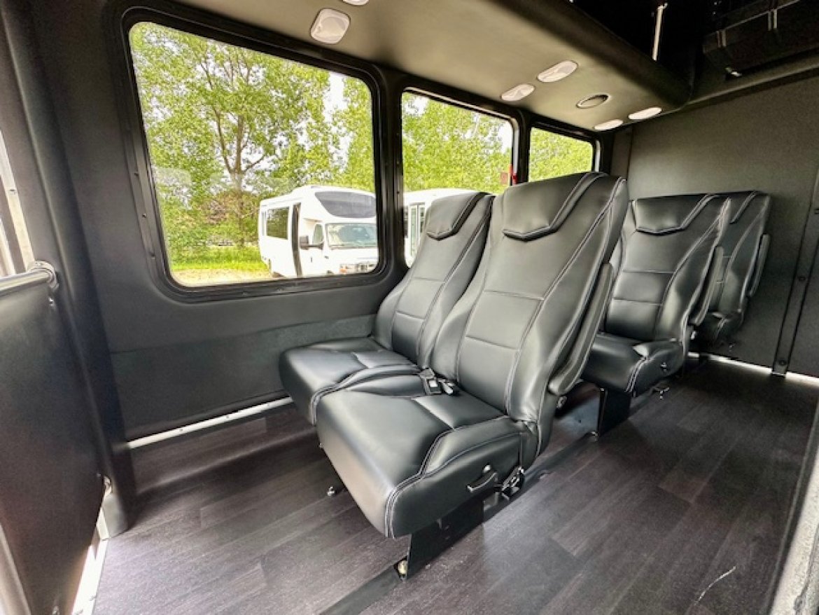 Shuttle Bus for Sale in Erie, PA - Photo 5