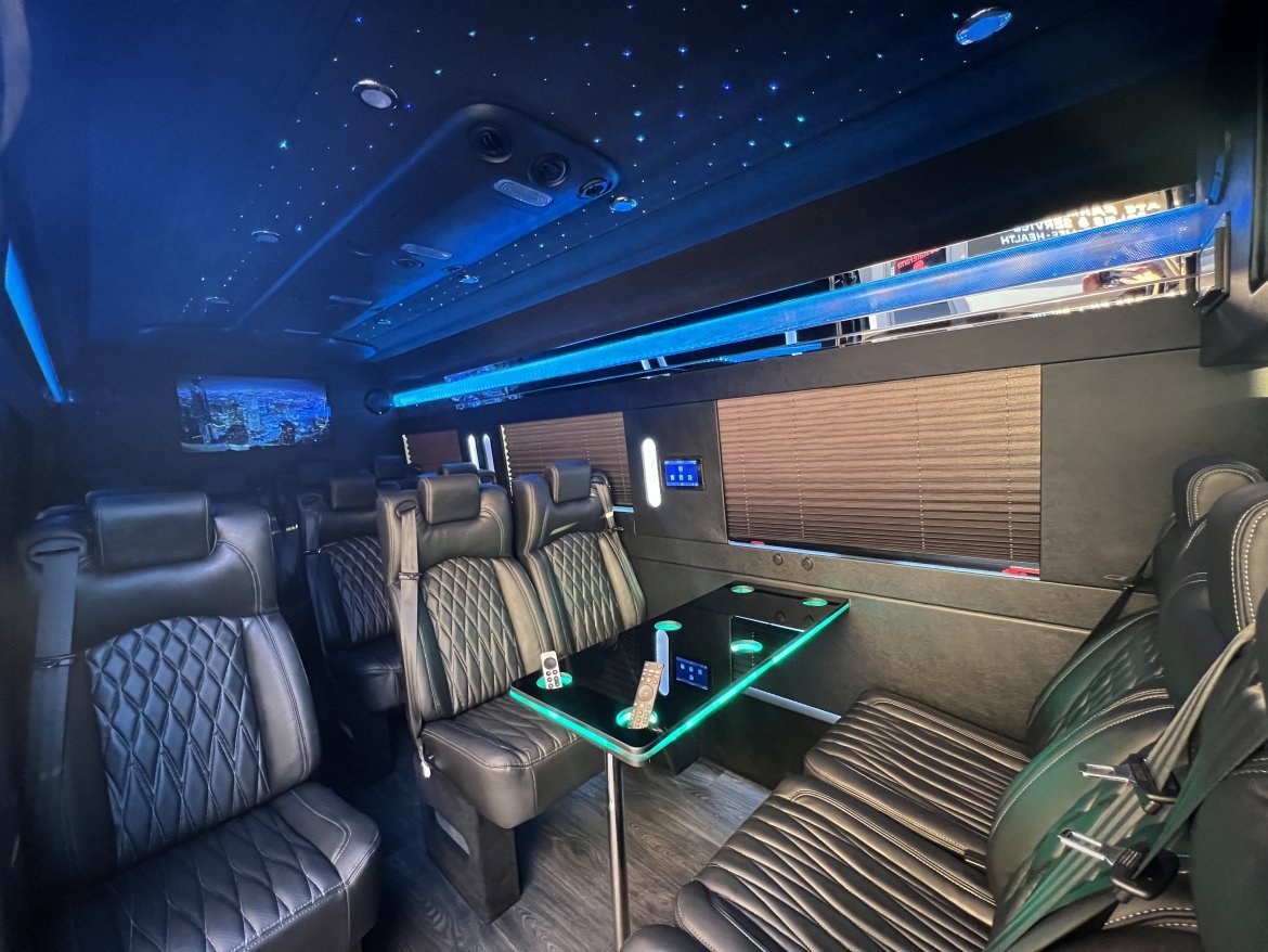 Sprinter for Sale in Phoenix, AZ - Photo 2