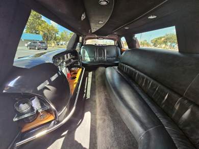 2007 Krystal Lincoln Town Car Limousine