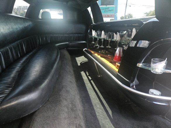 2007 Krystal Lincoln Town Car Limousine