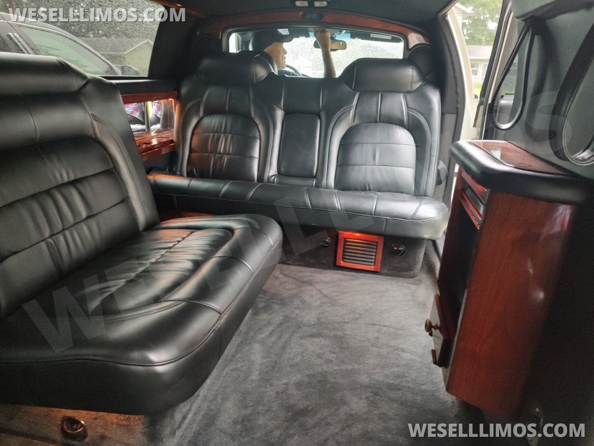 Limousine for Sale in Columbus, OH - Photo 2