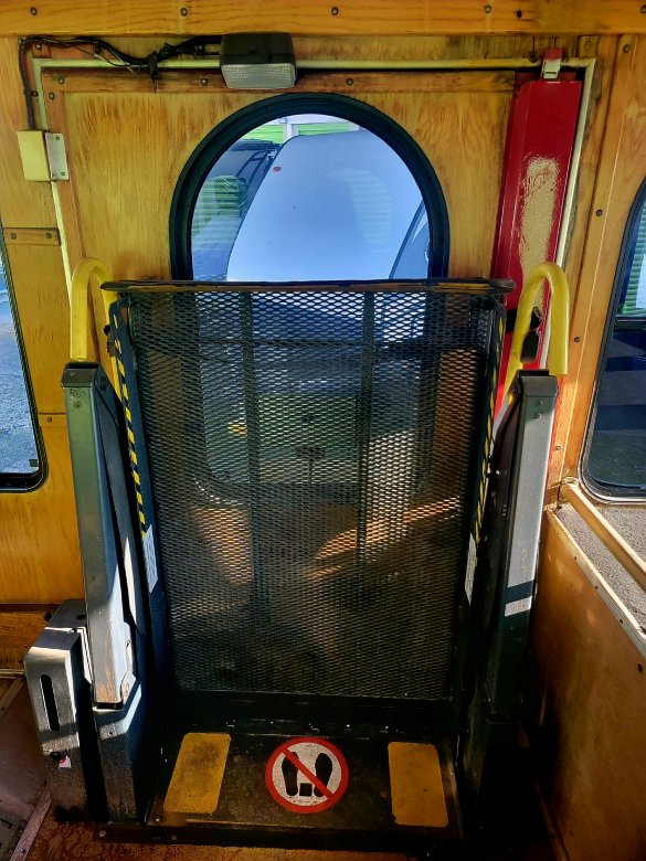 1999 Freightliner Double K Trolley