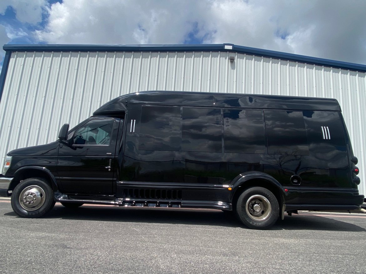 Limo Bus for sale: 2013 Ford Turtle Top Van Terra Commercial by Ford