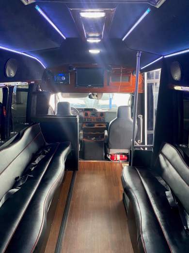 2013 Ford Turtle Top Van Terra Commercial Limo Bus