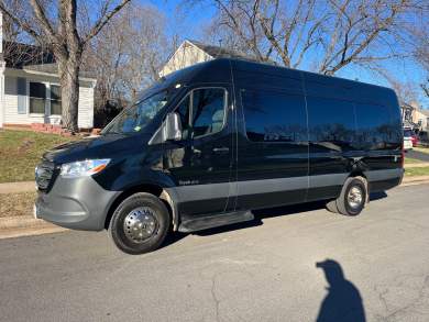 2022 Royale  Mercedes-Benz Sprinter 3500 Executive shuttle