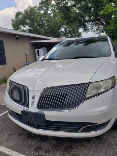 2014 Royale Coachworks Lincoln MKT 120" 5 Door Limousine