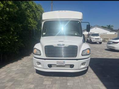 2014 Freightliner M2 Limo Bus