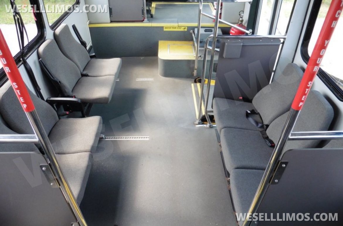 Shuttle Bus for Sale in queens, NY - Photo 2