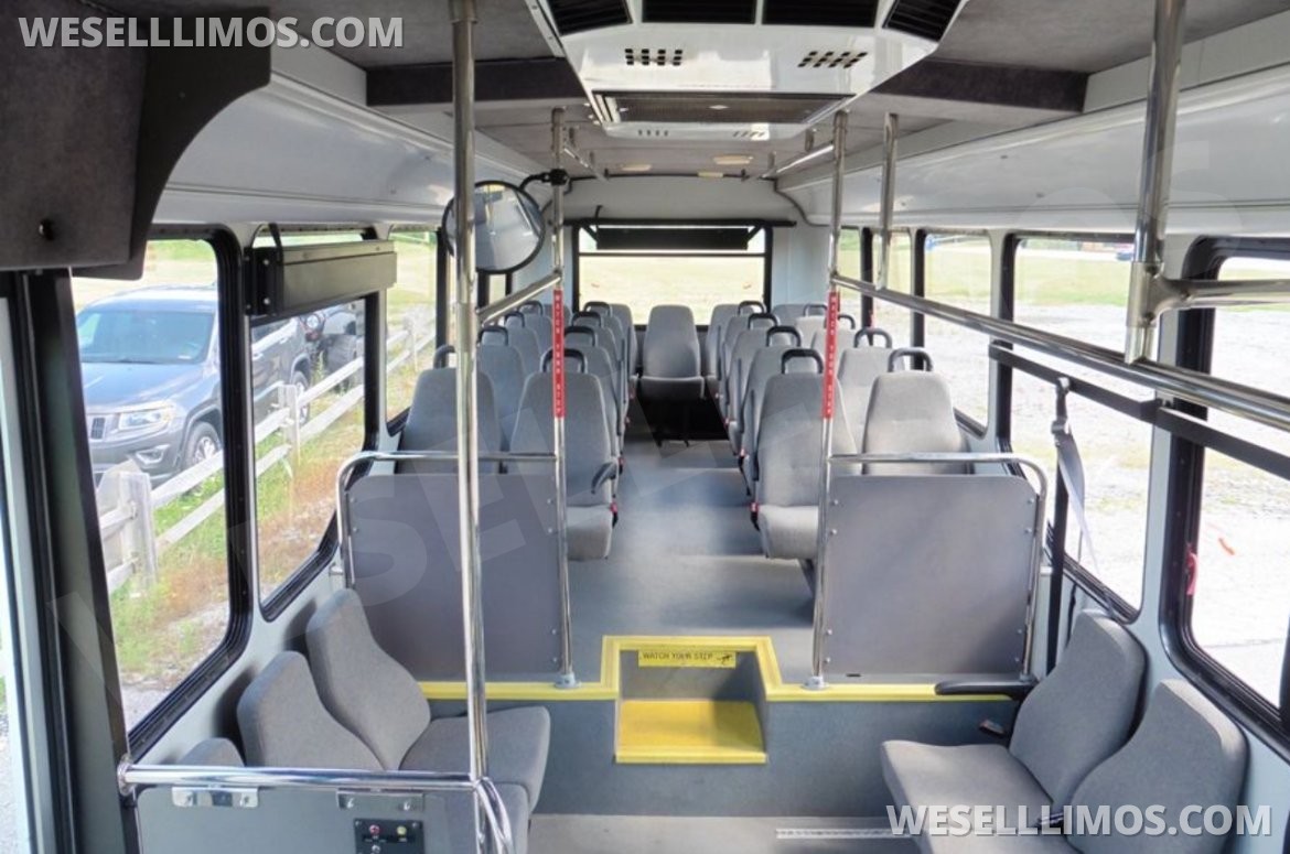 Shuttle Bus for Sale in queens, NY - Photo 3