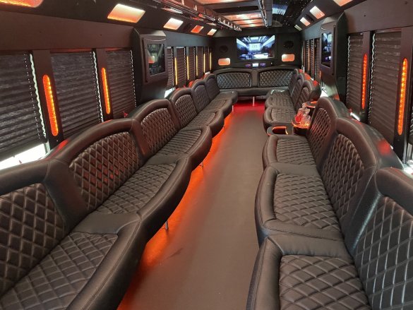 2016 Tiffany Coachbuilders Ford F-750 Limo Bus