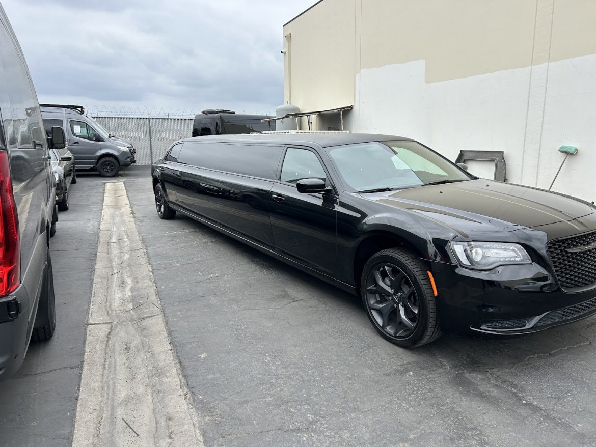 Limousine for sale: 2023 Chrysler 300 140&quot; 4 Door  Limousine 140&quot; by SPV Conversions