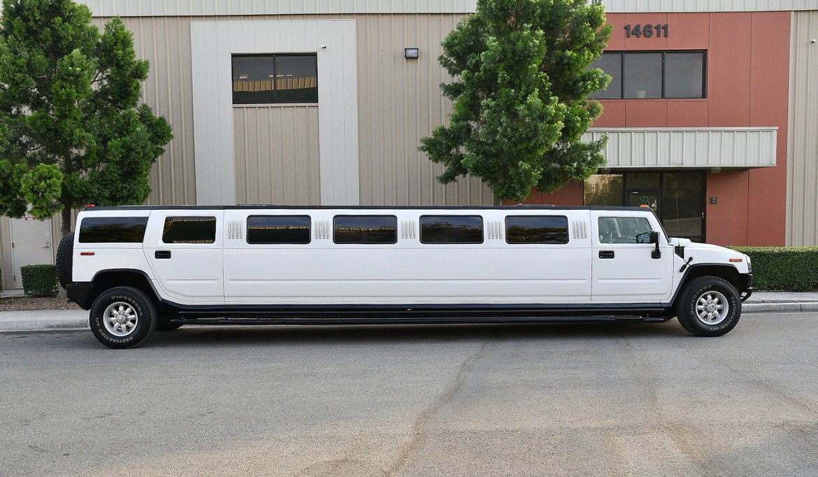 Photo of SUV Stretch for sale: 2005 Hummer H-2 200" by Springfield