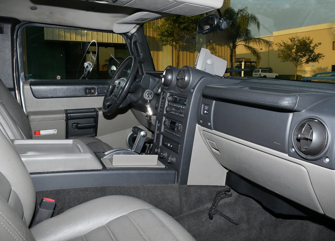 Photo of SUV Stretch for sale: 2005 Hummer H-2 200" by Springfield
