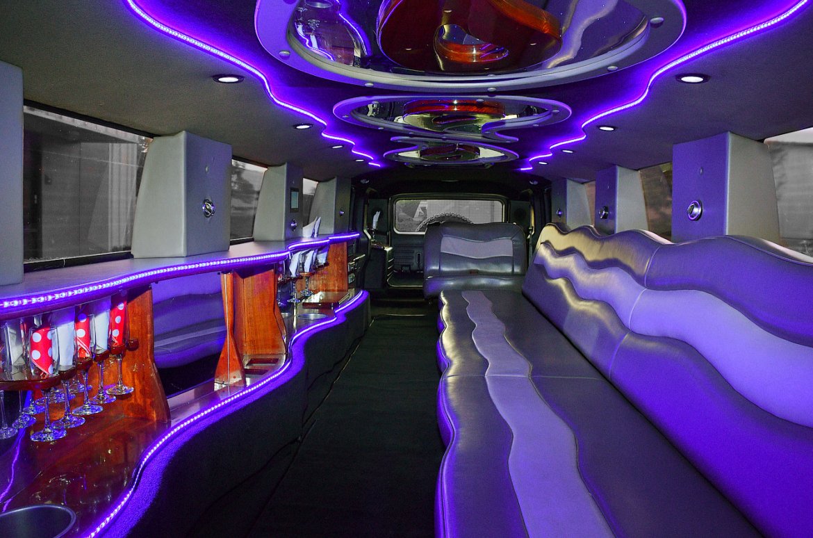 Photo of SUV Stretch for sale: 2005 Hummer H-2 200" by Springfield