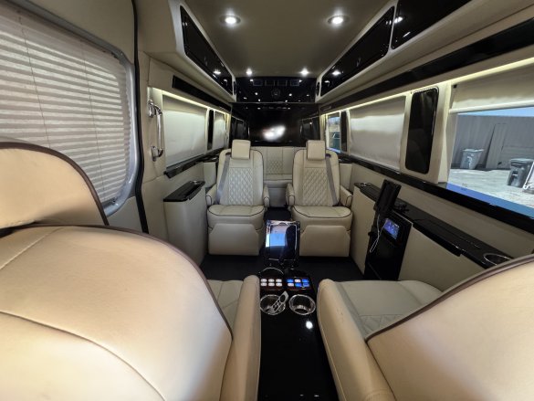 2015 Midwest Design  Mercedes-Benz Sprinter Sprinter