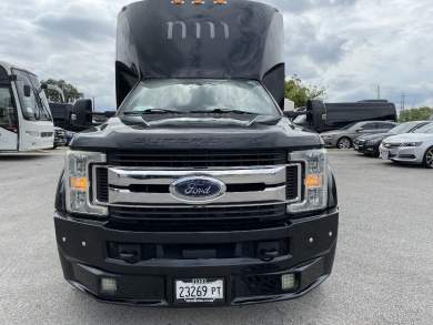 2017 Tiffany Coachbuilders Ford F-550 Limo Bus