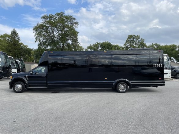 2017 Tiffany Coachbuilders Ford F-550 Limo Bus for sale