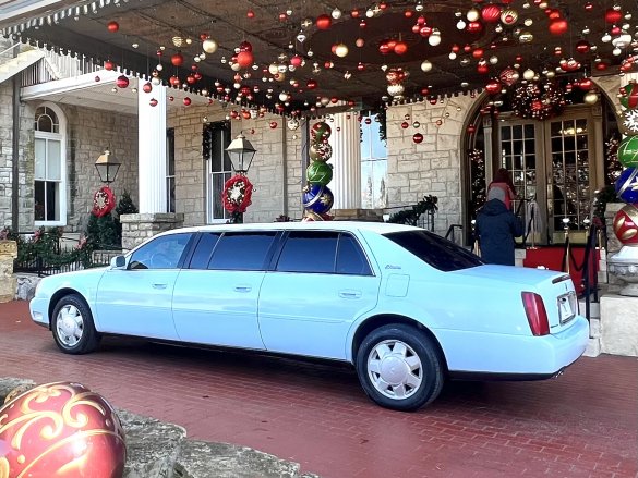 2003 Cadillac Deville Limousine