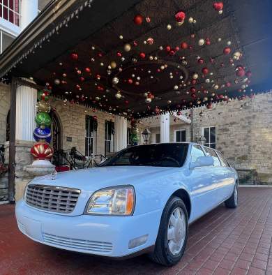 2003 Cadillac Deville Limousine