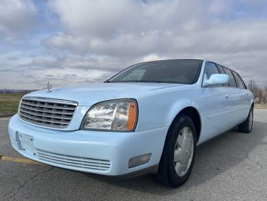 2003 Cadillac Deville Limousine