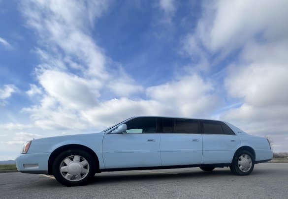 2003 Cadillac Deville Limousine