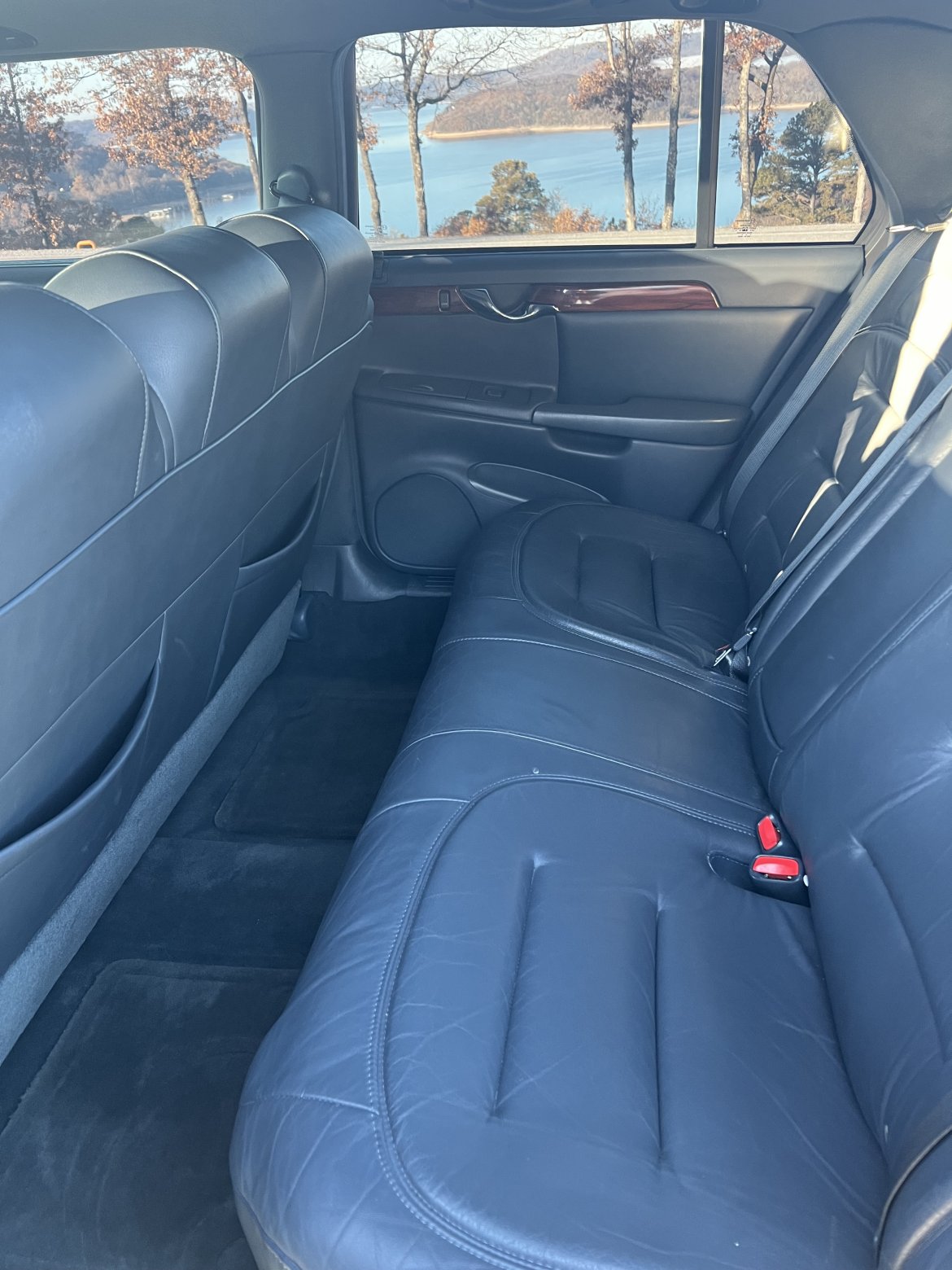Limousine for Sale in Berryville, AR - Photo 9
